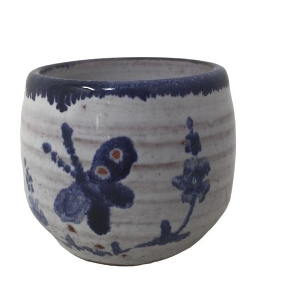 Small Miniature Blue/White Cup with Butterfly & Flower Pattern - Picture 1 of 9